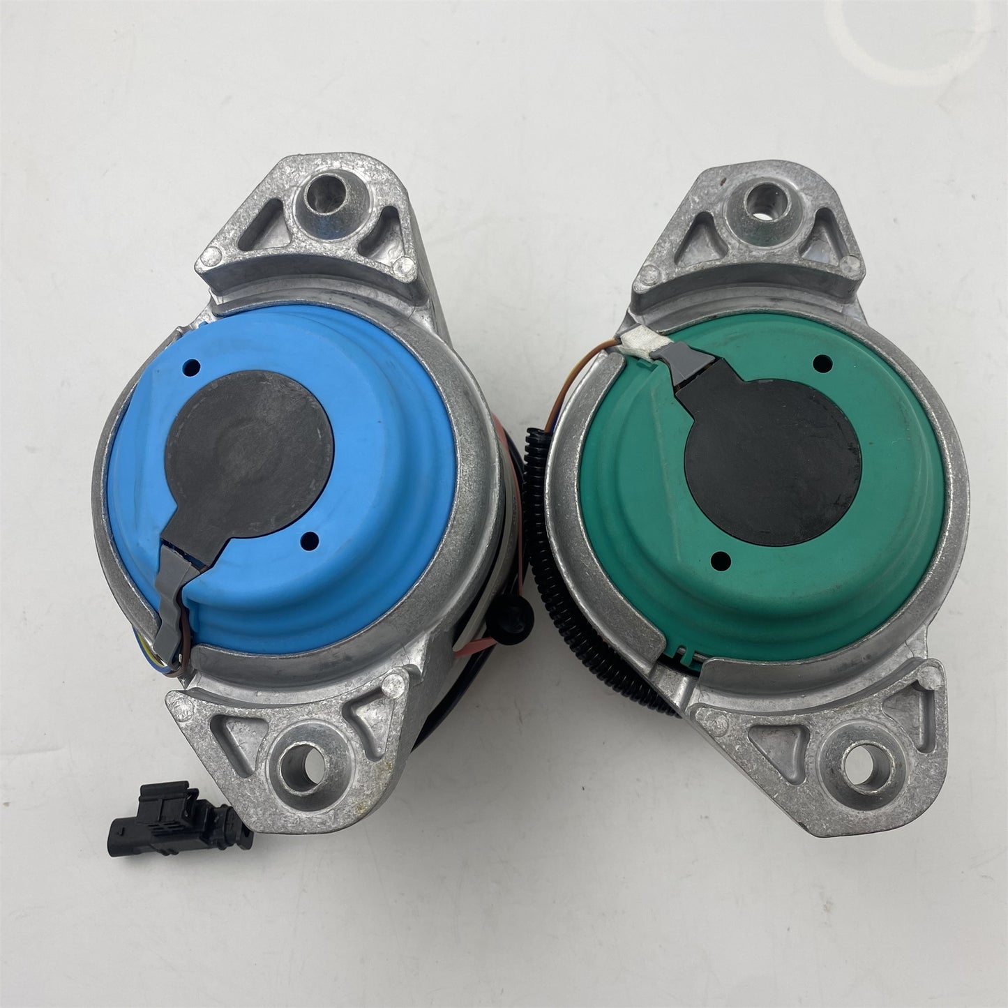 UCCFUL High Quality Auto Part Right Engine Mount 2222407217 2222407600 for MERCEDES-BENZ S-CLASS (W222, V222, X222) S 400 Hybrid / h (222.057, 222.157)
