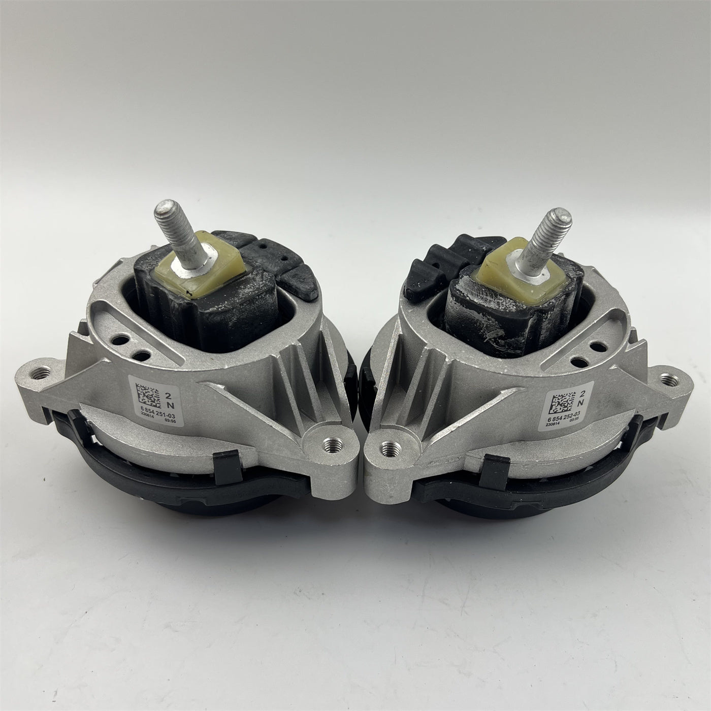 22116854252,22116854251 Pair of Engine Mounts For BMW F20 F21 F30 F80 116i 320i