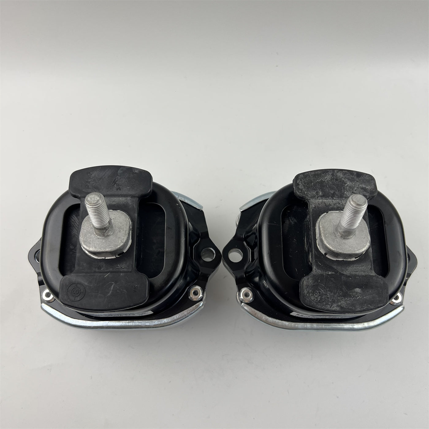 22116869355 22116869356 Engine Parts Engine Mount for BMW X5 (F15, F85), X6 (F16, F86)